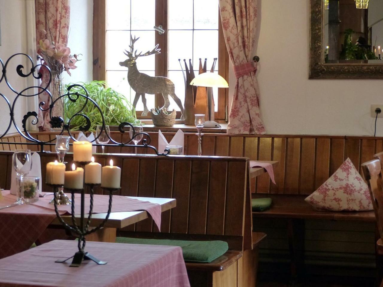 Hotel-Restaurant Zum Ochsen Schallstadt Buitenkant foto