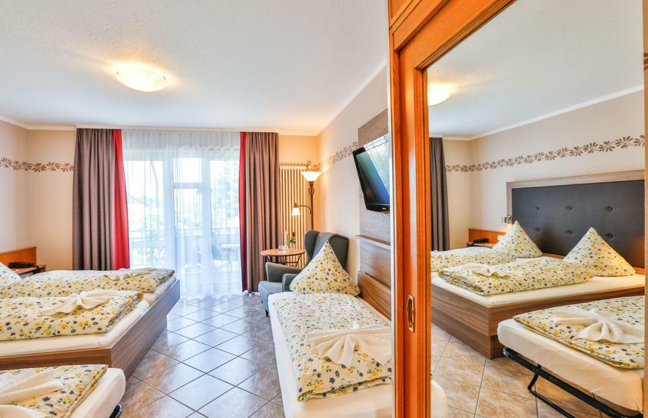 Hotel-Restaurant Zum Ochsen Schallstadt Buitenkant foto