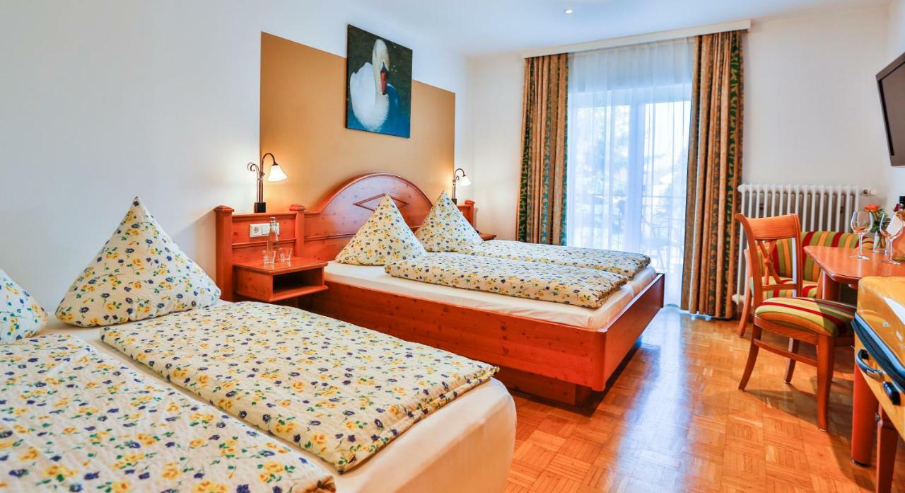 Hotel-Restaurant Zum Ochsen Schallstadt Buitenkant foto